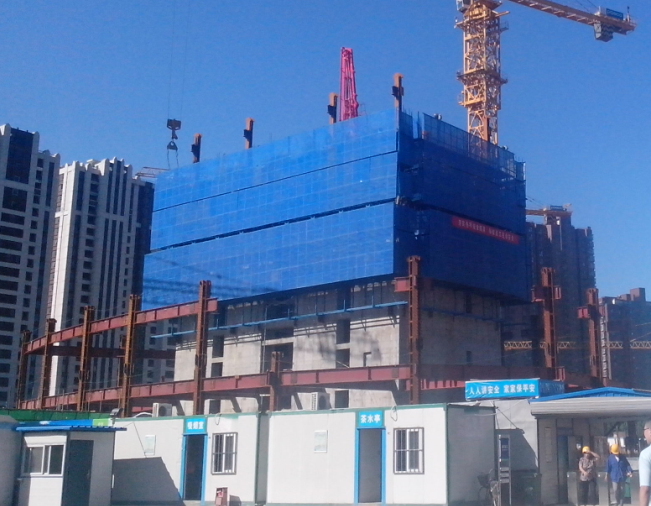 �������(xi��ng)����AB������ģ��